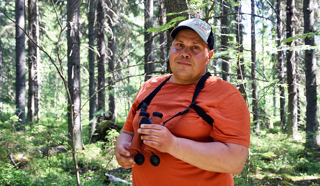 Teemu Ukkonen i skogen